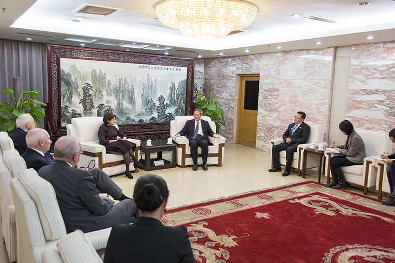 张志军主任会见美国外交政策全国委员会访问团