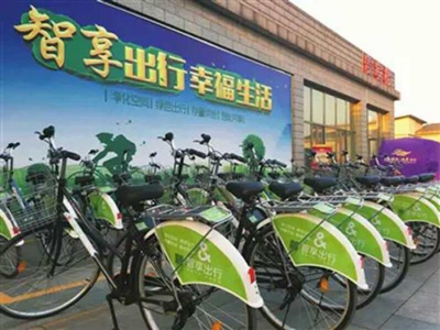 海淀智享自行车站点开进小区车棚