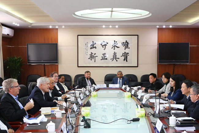 隆国强副主任会见美国兰德公司亚太政策中心顾