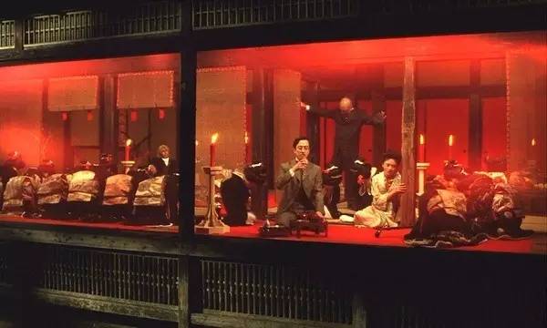 《罗曼蒂克消亡史》:真花痴还是假风流?|程耳|