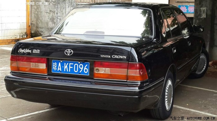 儿时的回忆 经典老车丰田皇冠155 VVTI