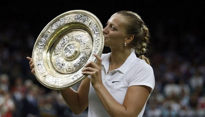 网坛名家科维托娃家乡遇袭 持拍手左手重伤五