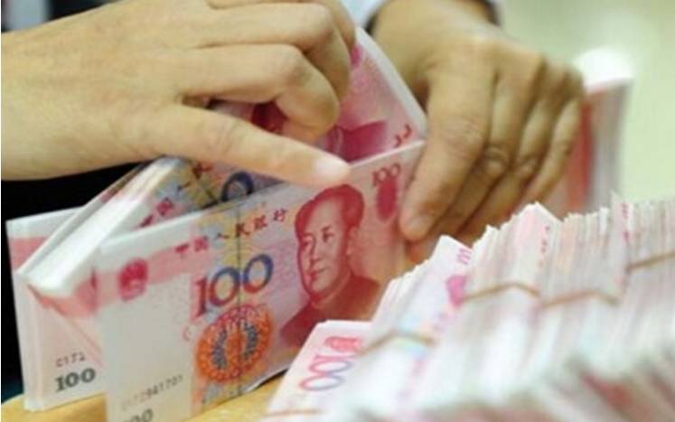 中收入阶层消费比例图_上海 阶层收入(2)