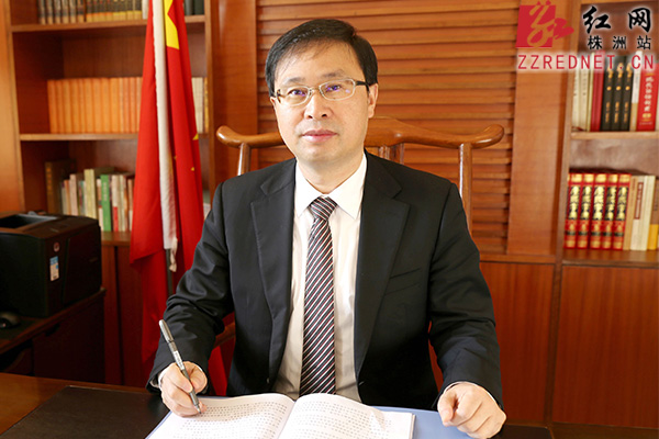 方弘 摄炎陵神农谷,山清水秀天然度假胜地.