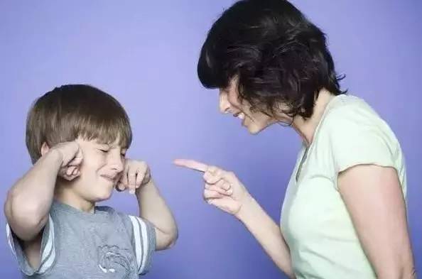父母经常发脾气会对孩子造成什么影响?|父母|孩