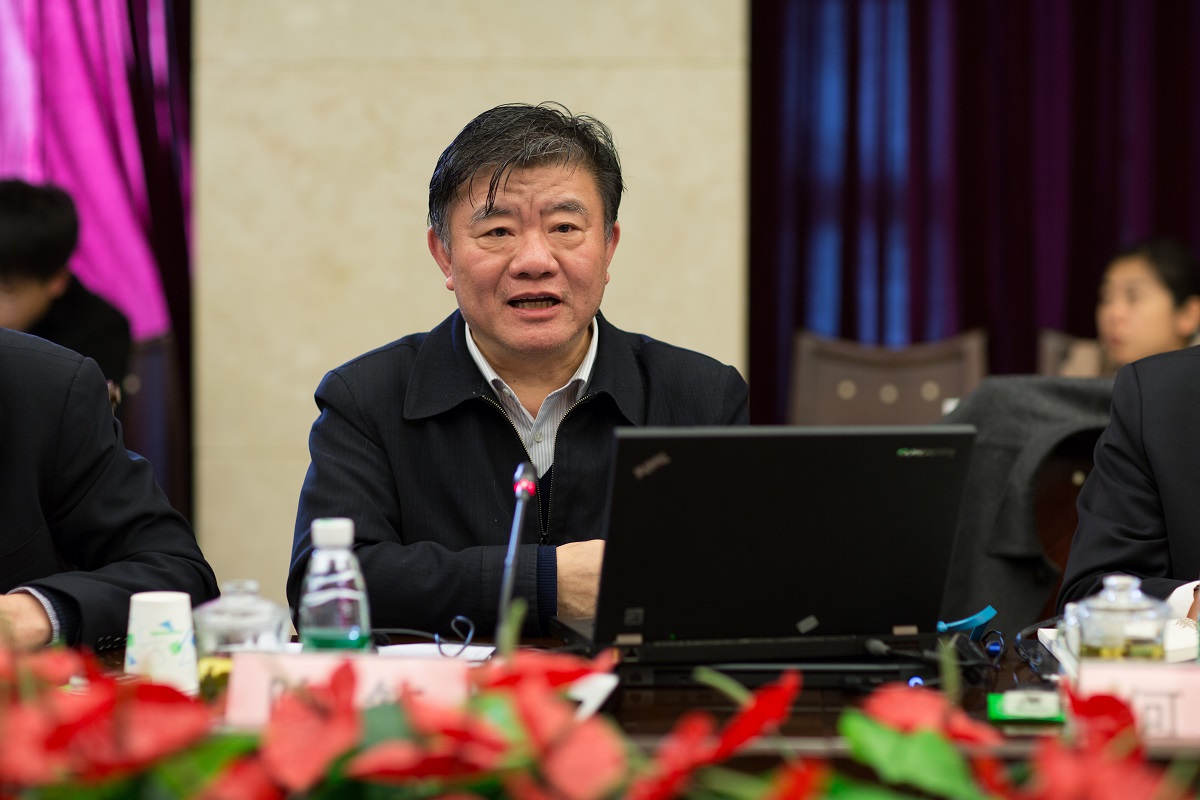 全国人大常委会副委员长陈竺一行调研交大医学