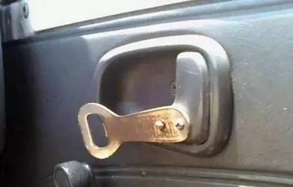 车修成这样,请问去哪里能告修车师傅?