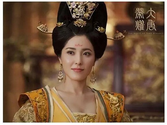 其实,景甜的脸演技挺美挺讨喜的呀,够用放电视剧里可也算还是了.小七的女神医电视剧爱奇艺图片