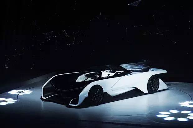 乐视FF91惊艳亮相发布会,但是这一幕有点尴尬