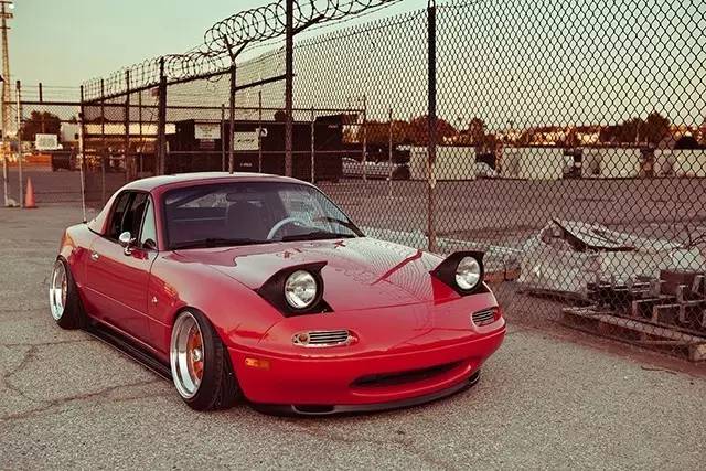 究竟什么样的大灯对付“远光狗”最Diao?