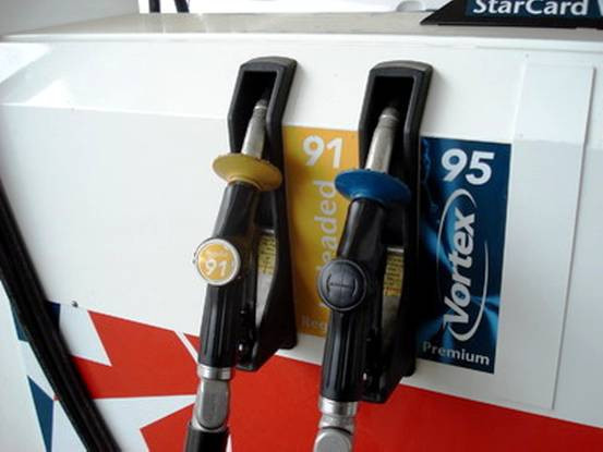 北京时间记者带您体验澳大利亚的加油站