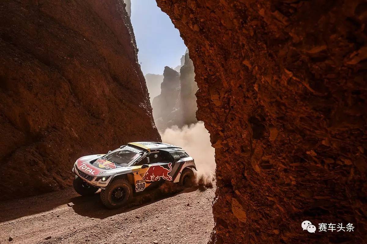 达喀尔 | 标致揽前三 阿提亚撞丢车轮
