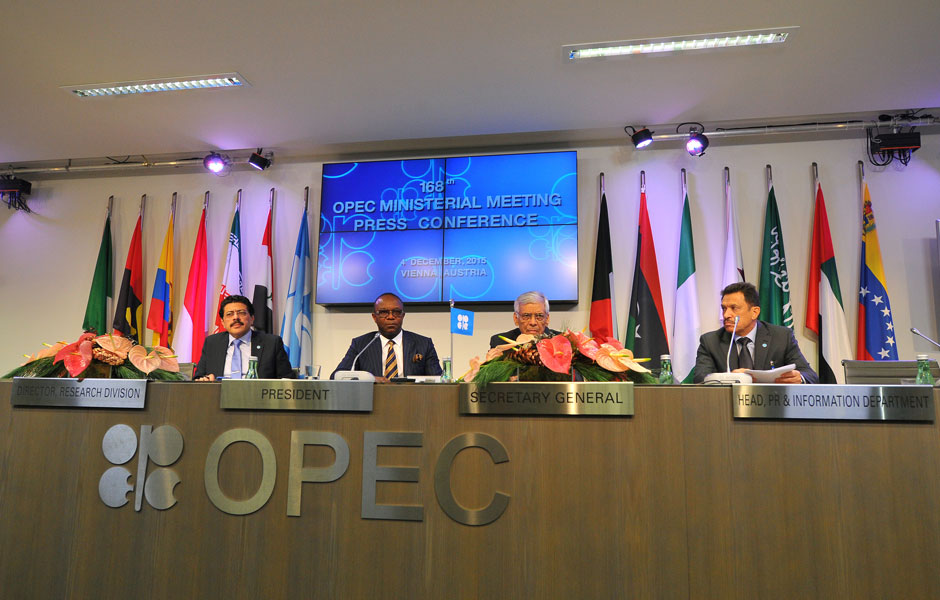 2017开年双EIA首战战火熊熊,原油、白银精准