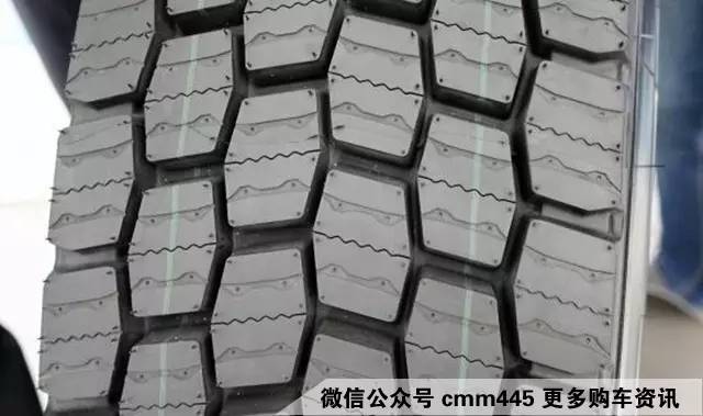 80%老司机都不知道 四个轮胎的花纹关乎安全和舒适