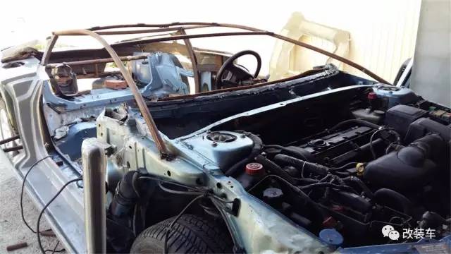 山寨兰博基尼的改装厂被查封