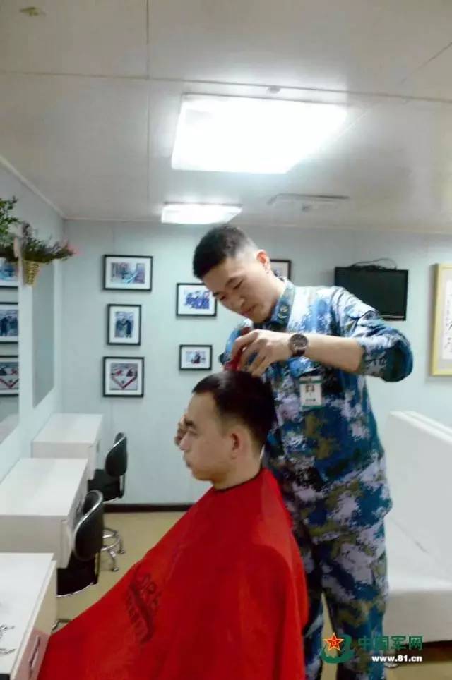 "辽宁"号航空母舰最新内部结构曝光