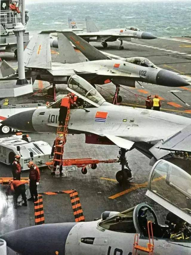 "辽宁"号航空母舰最新内部结构曝光