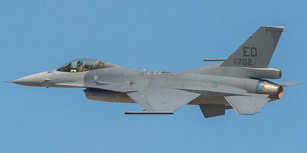 成功首飞的F-16V