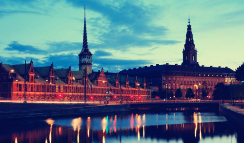 陈睿初:英国退欧耶伦讲话难挡现货白银牛市,现