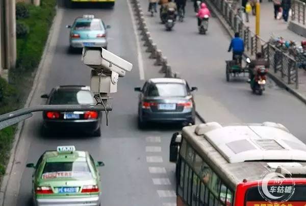 春节行车,这些违法行为可以不交罚款