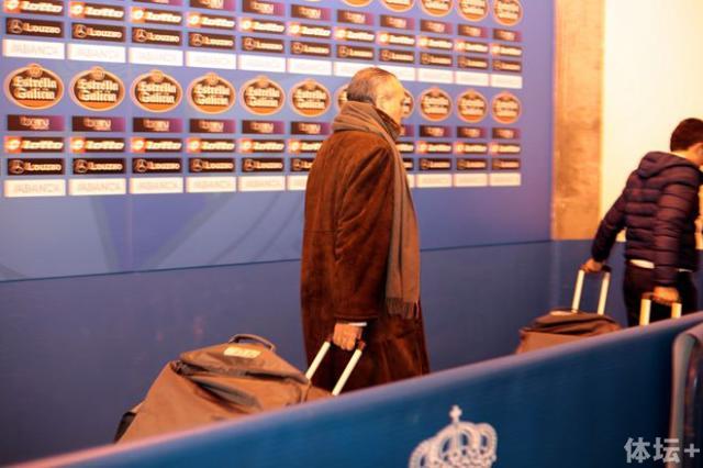 防弹车 埃尔南比利亚雷亚尔西班牙费尔南多加