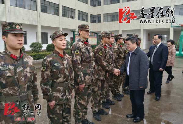 消防官兵_消防官兵月收入(2)