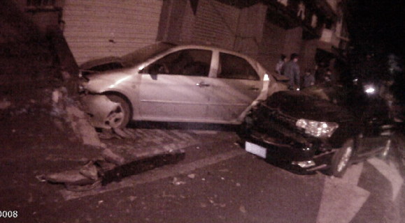 夫妻吵架 女子赌气开车致交通事故