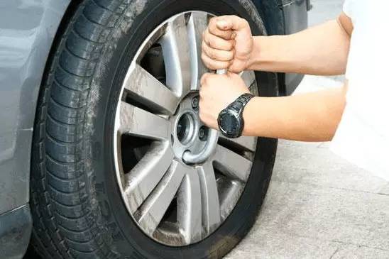 爱车有道 这7个错误爱车行为千万别做