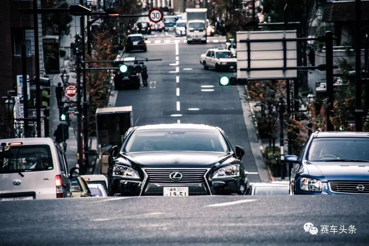 头条菌与Tokyo Hot(高清、无码).jpg