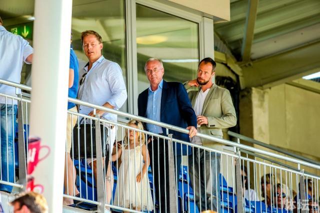 外媒指责小埃里克森搞腐败 榨取球员薪水骗转