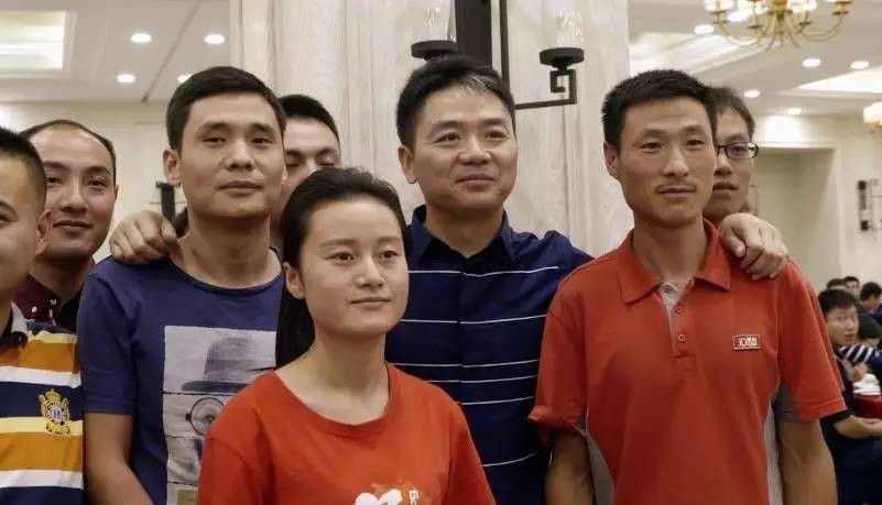 刘强东央视专访实录:京东将来造房子按成本价