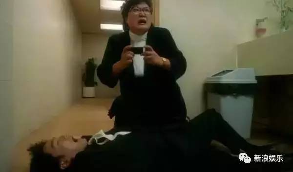 星爷电影里的烈火奶奶走了,她演了一辈子丑角