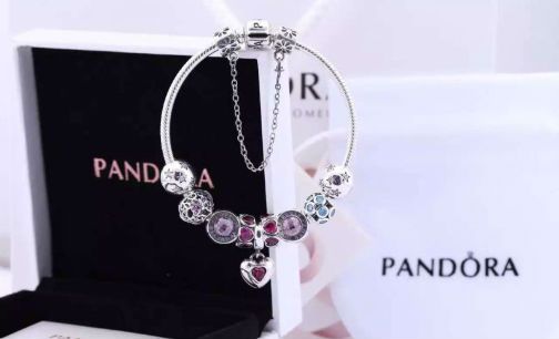 潘多拉2016财年在华业绩大涨