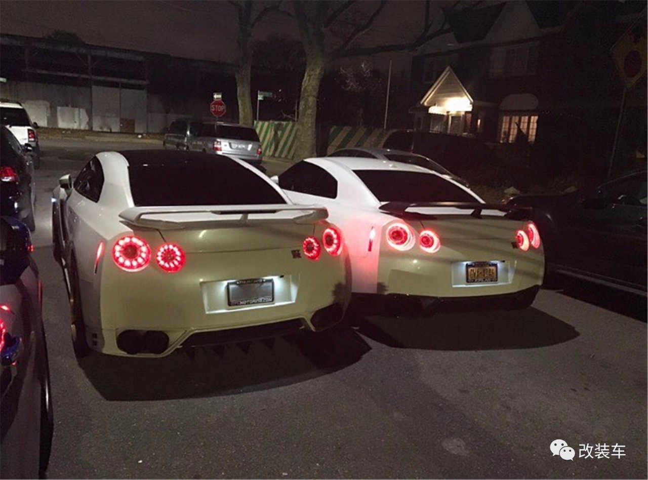 我开战神GT-R过年从来不放鞭炮