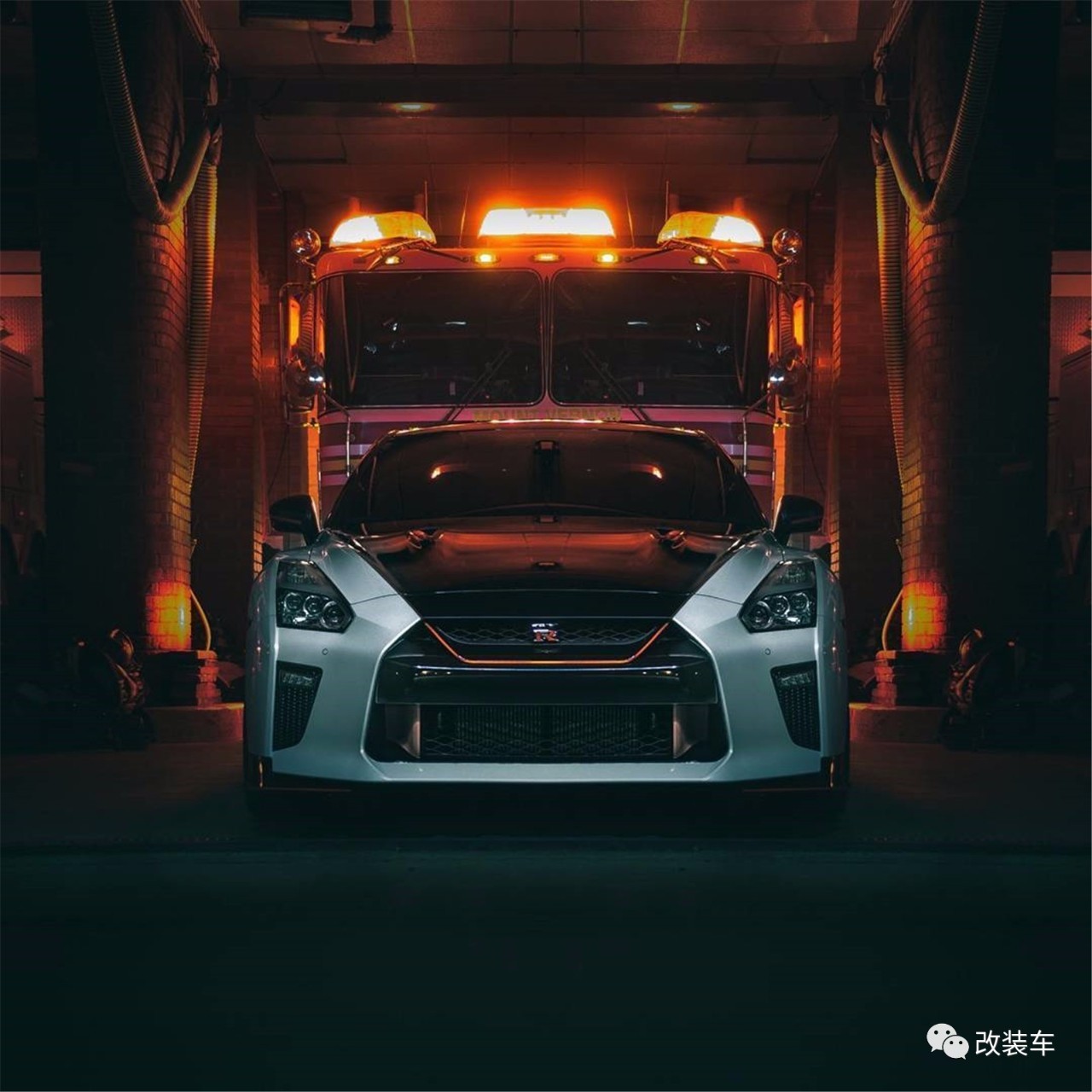 我开战神GT-R过年从来不放鞭炮