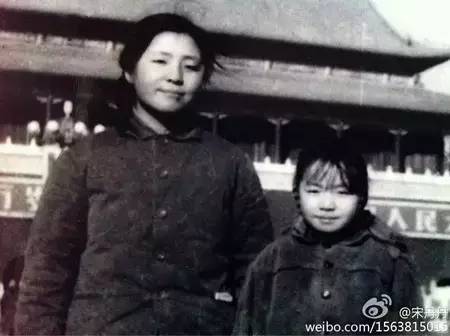 宋丹丹:妈妈以后没有妈妈了~一组照片戳中千万