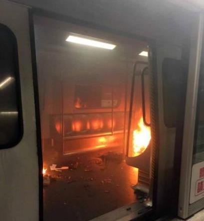 香港地铁纵火案嫌疑人被落案控告纵火罪