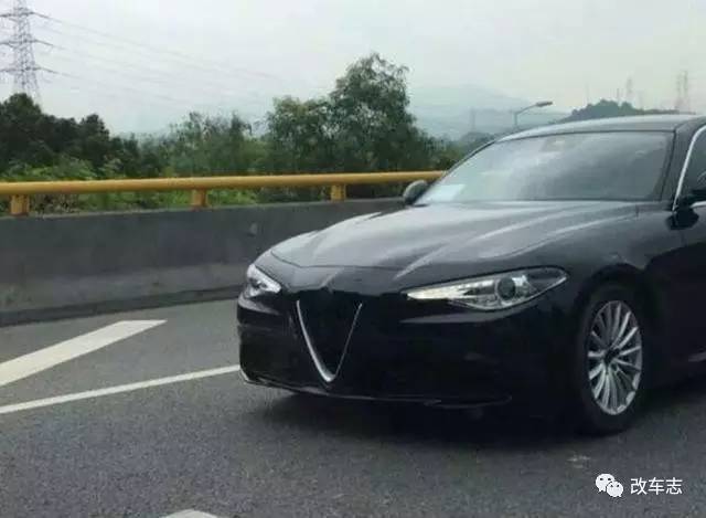 国内实拍510匹手波Giulia QV高性能版