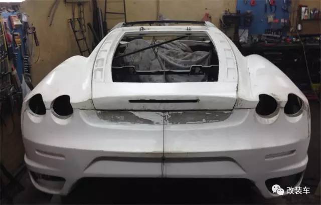 山寨兰博基尼的改装厂被查封