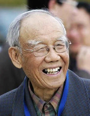 千人送别中国航天"总总师"_新浪新闻