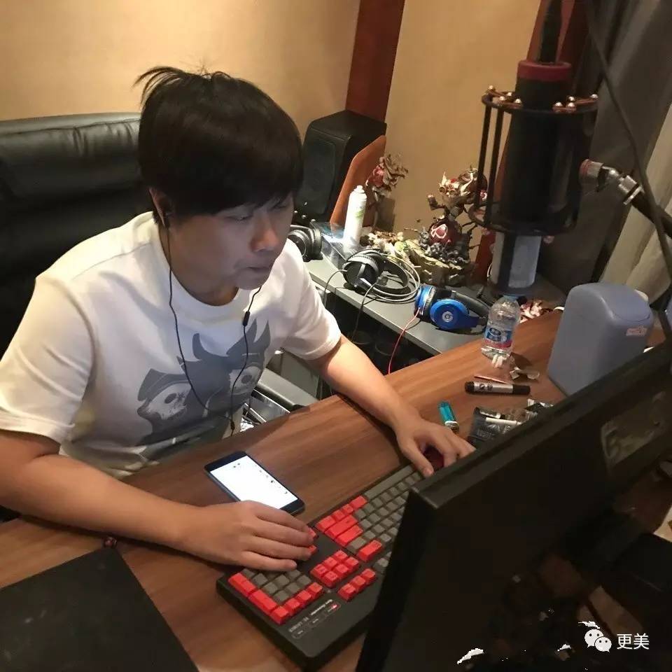 揭秘直播网红暴富内幕!每天直播2小时,5天能把