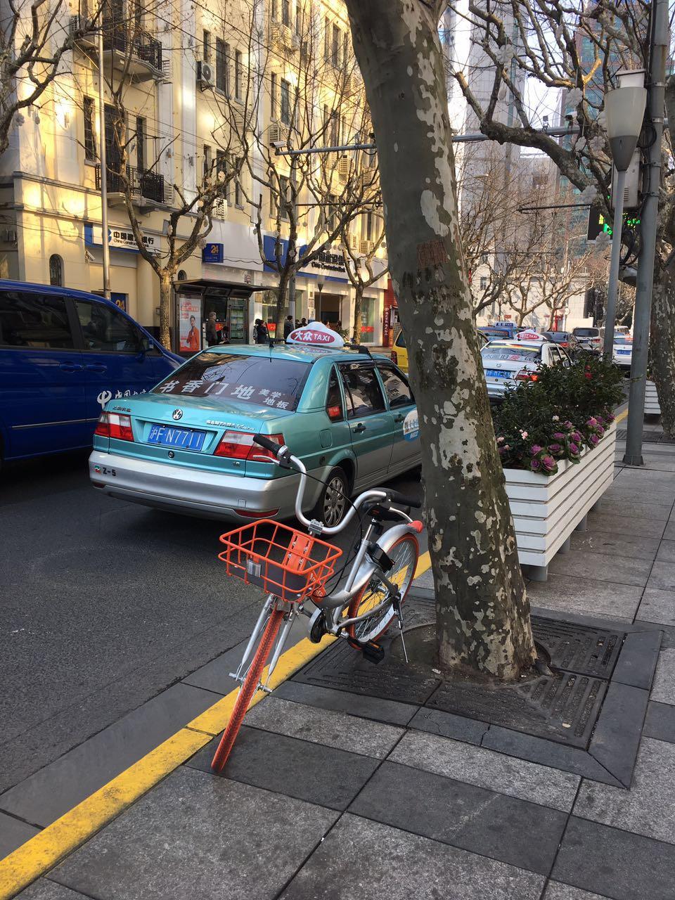 每天骑摩拜单车50公里,还要扛着它下三层楼,这