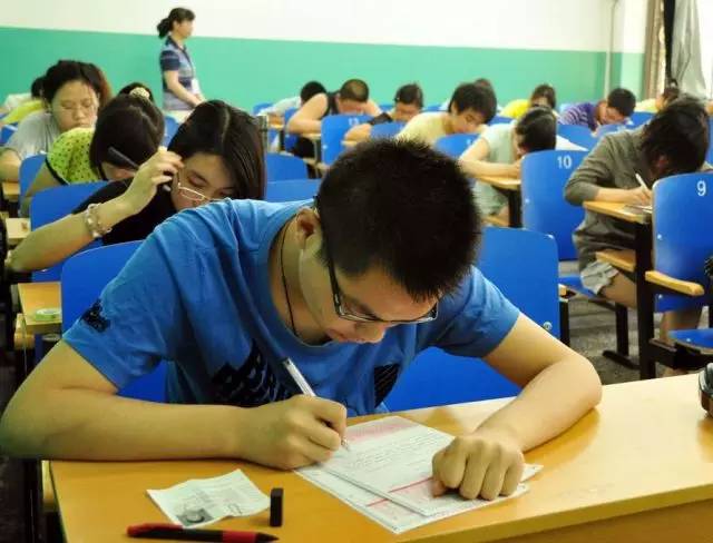 国家发福利!这一消息,震撼3000万大学生!