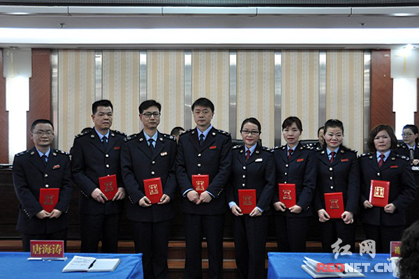 【怀化】鹤城国税举行工作会议 安排部署2017