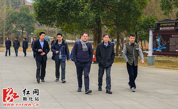 中国致公党湖南省委调研新化文化旅游