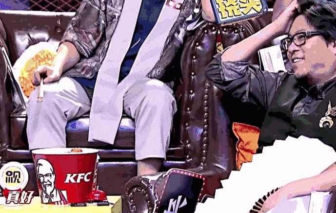 你同意吗?营销号说明星就该扒光给大家看