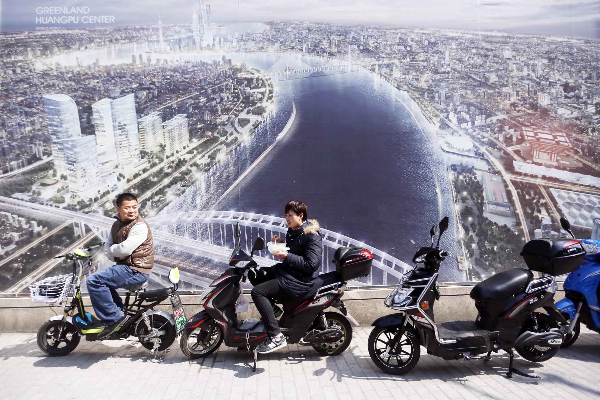 非标电动车大限将至 外卖快递员忙上牌照_新浪