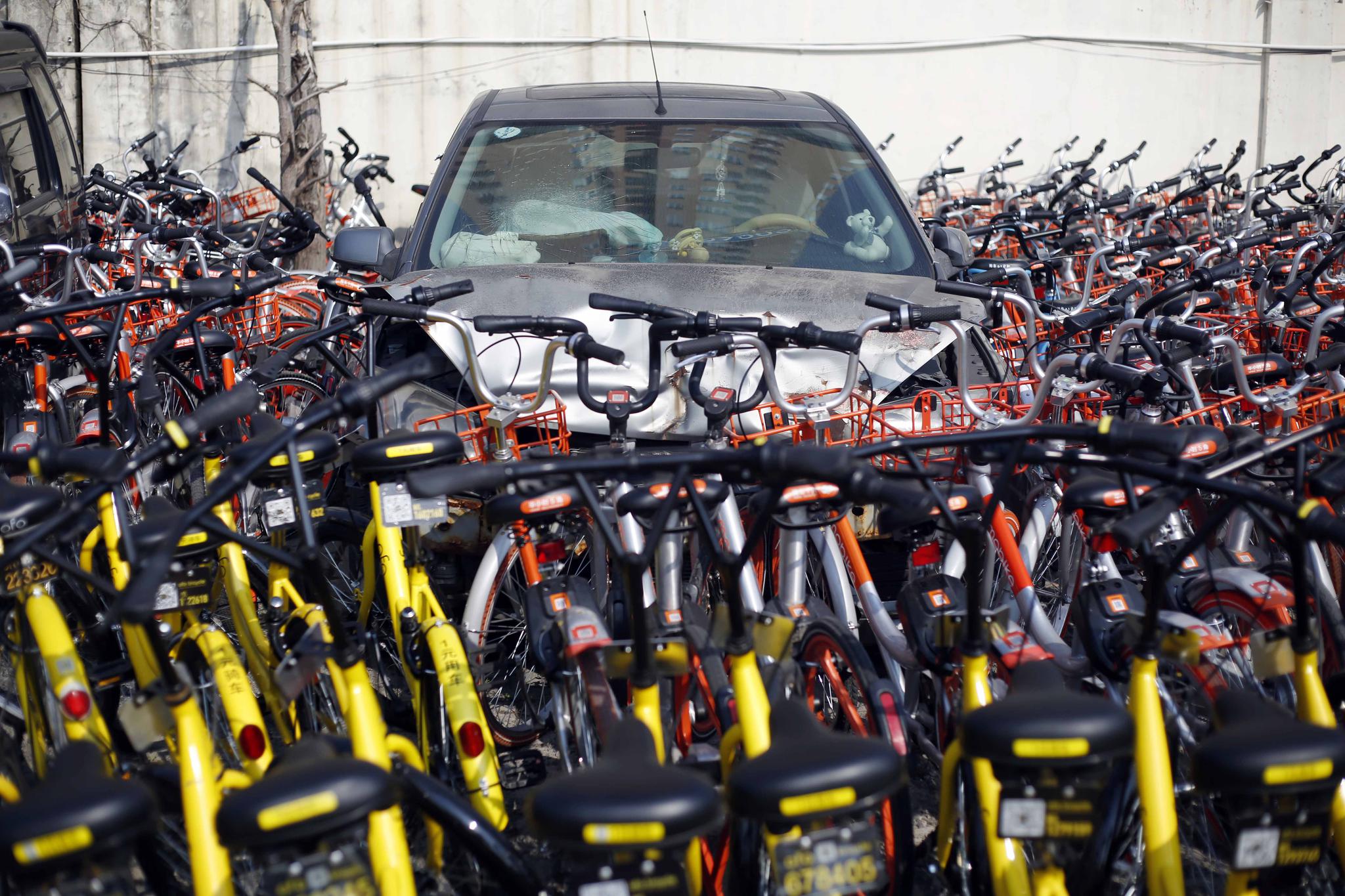 4500辆共享单车被扣停车场 单车运营与城市管