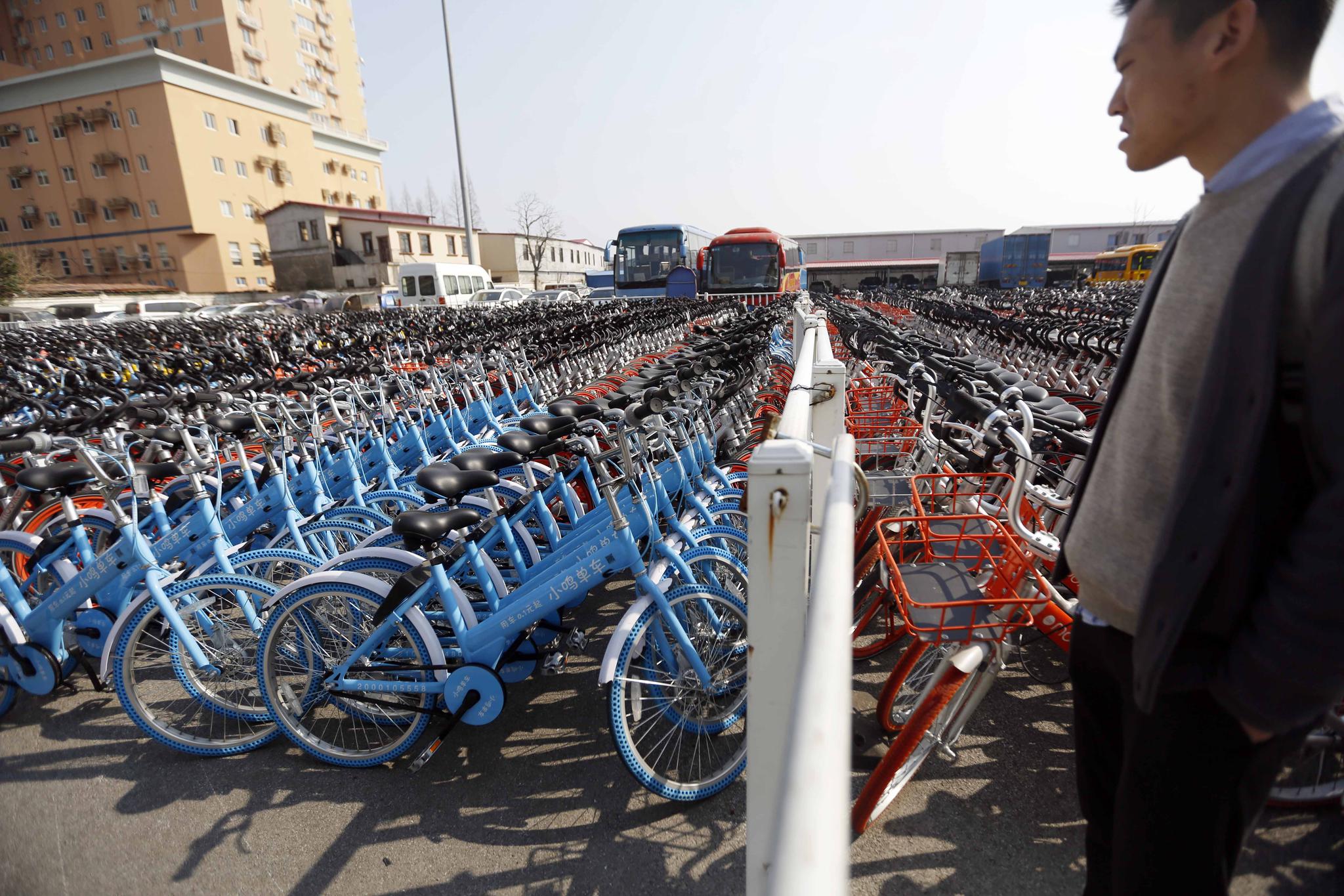 4500辆共享单车被扣停车场 单车运营与城市管