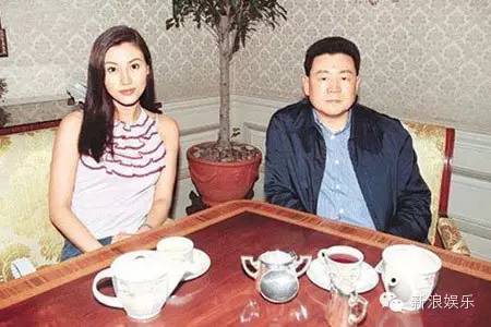 连李嘉欣都要被担心钱不够花了？